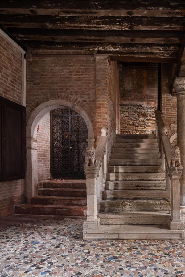 Appartement Palazzo Soranzo Noble Floor R&R à Venise Extérieur photo